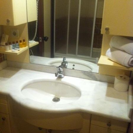 Teb Dora Hotel Ankara Phòng bức ảnh